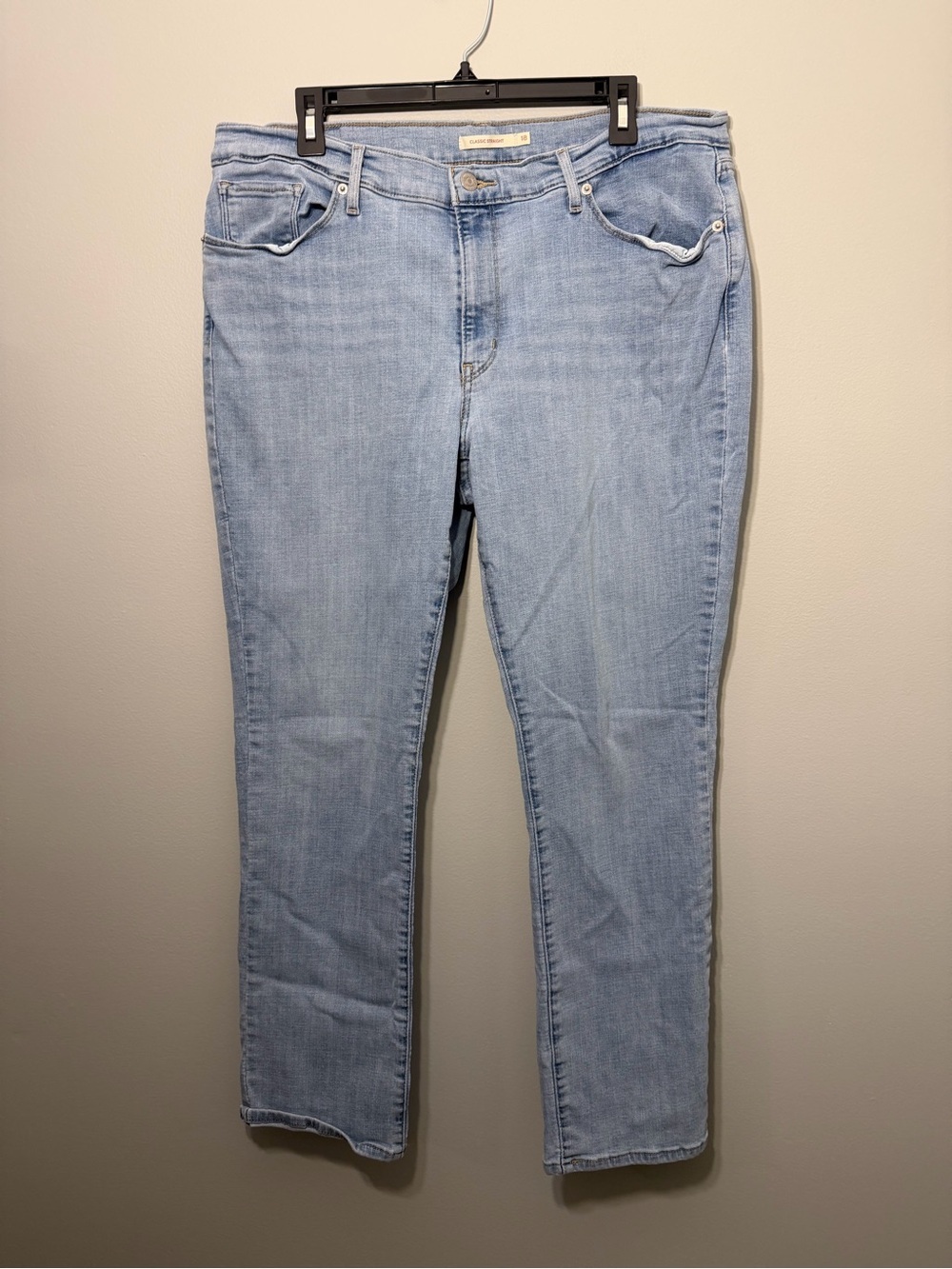 Levi's Light Blue Straight Leg Women's Jeans